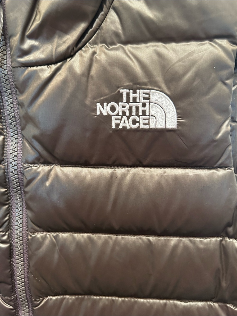 NWT The North Face Women's Aconcagua New Taupe Green Down Vest 550 Fill.Size S - Picture 2 of 6